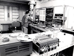 Phonos, 40 years of electronics in Barcelona Phonos, 40 years of electronics in Barcelona