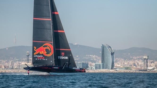 Alinghi Red Bull Racing training on BoatZero