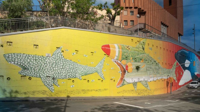 Tauró dels 100€ (100€ Note Shark) mural. Barcelona 