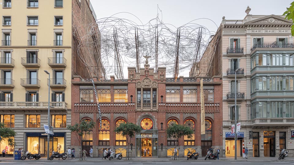 Edificio de la Fundació Antoni Tàpies,  Barcelona. 
