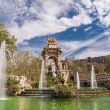Cascada y lago