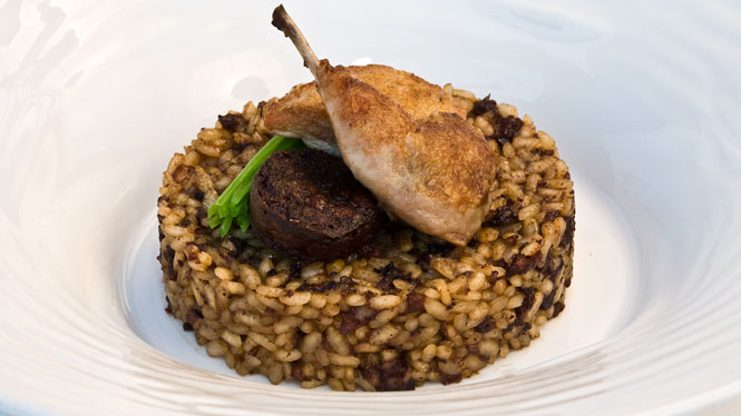 Arroz de codorniz y morcilla