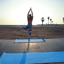 Yoga, brunch et navigation