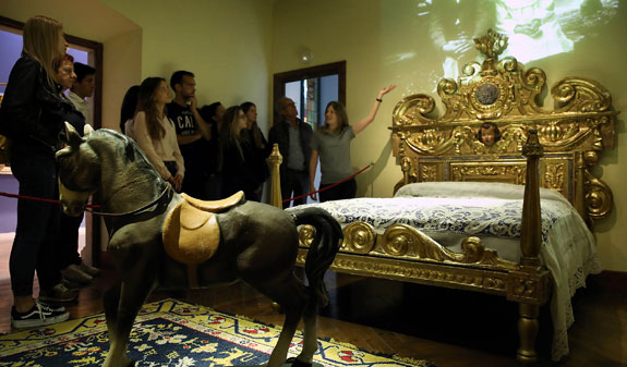 Group visiting room of the Monastery of Sant Benet