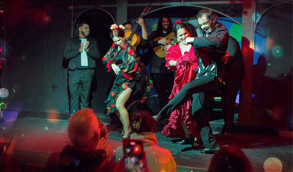 flamenco dancers
