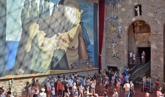 Teatre-Museu Dalí main hall