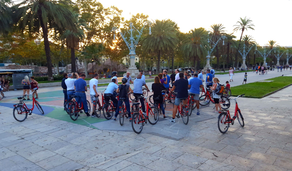 tour guiado en bicicleta por el Pg. de Lluís Companys de Barcelona 