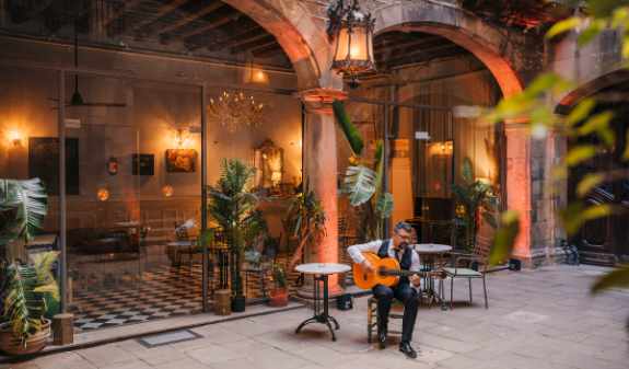 espectacle de flamenc al Palau Dalmases de Barcelona