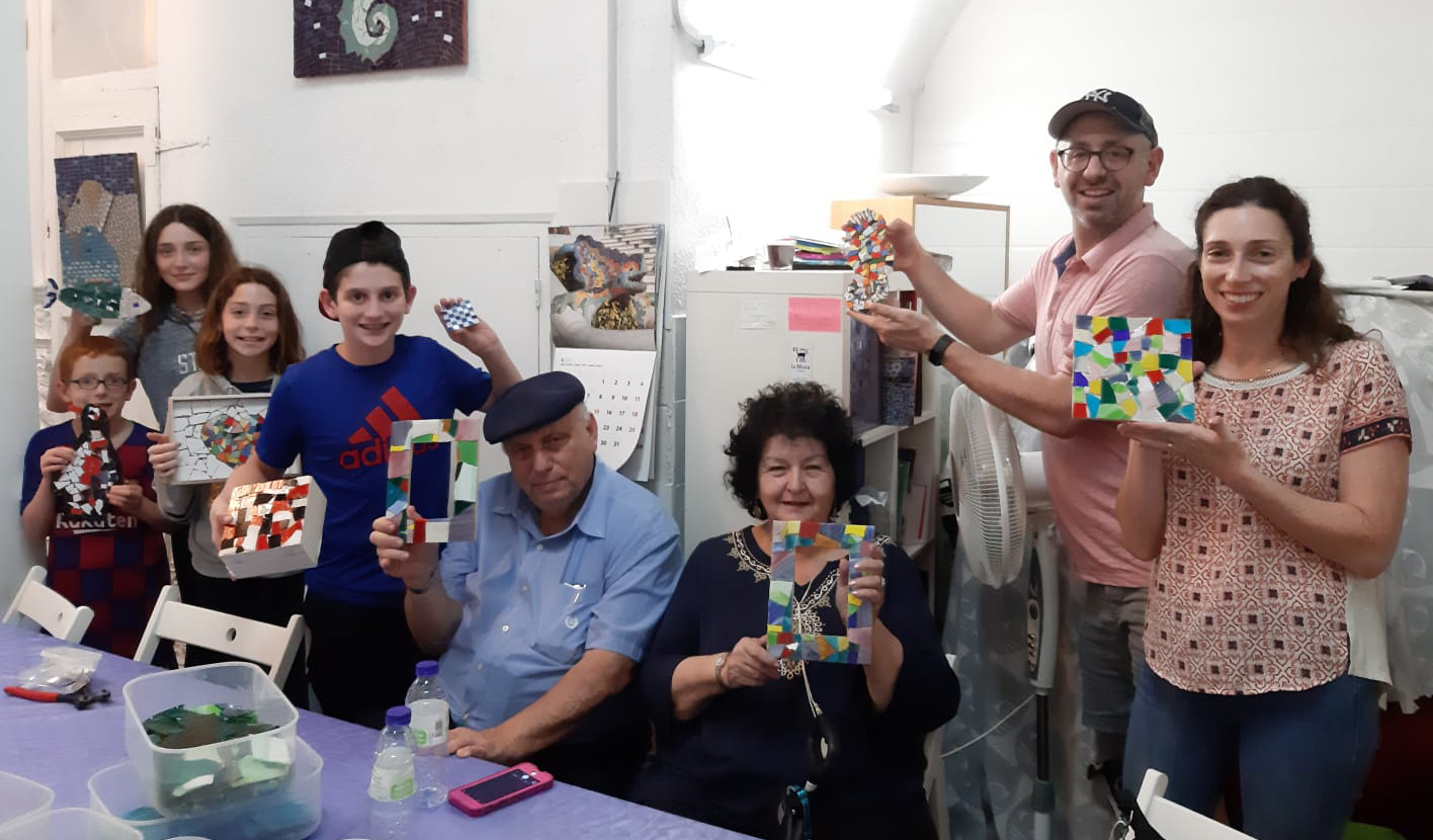 taller de trencadís y mosaico en Barcelona 