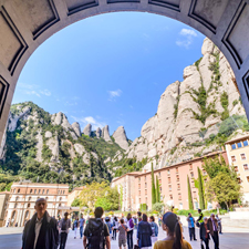 Monestir de Montserrat i senderisme