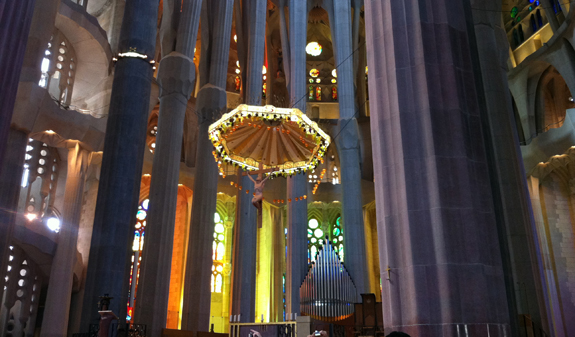 Sagrada Família Barcelona interior