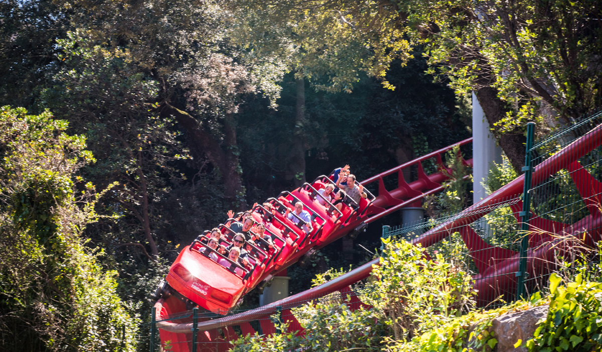 Montagne russe al parco divertimenti Tibidabo